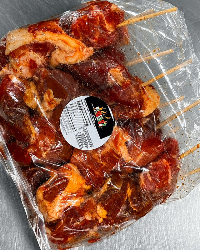 Paquete sellado de mini pinchos de cerdo